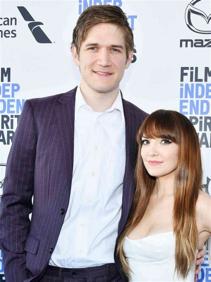 Do Lorene Scafaria And Bo Burnham Live Together? – Celebrity