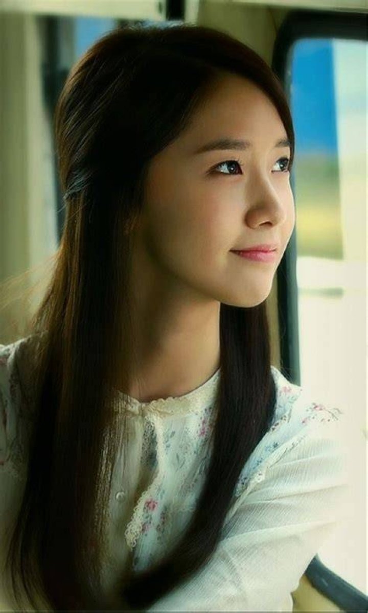 Im Yoon Ah in The K2