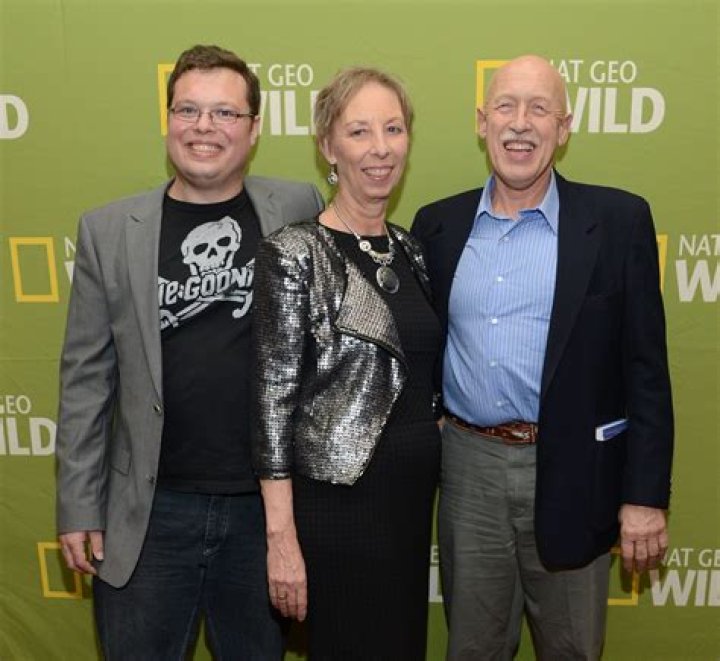 Is Dr Brenda Still With Dr. Pol? – Celebrity